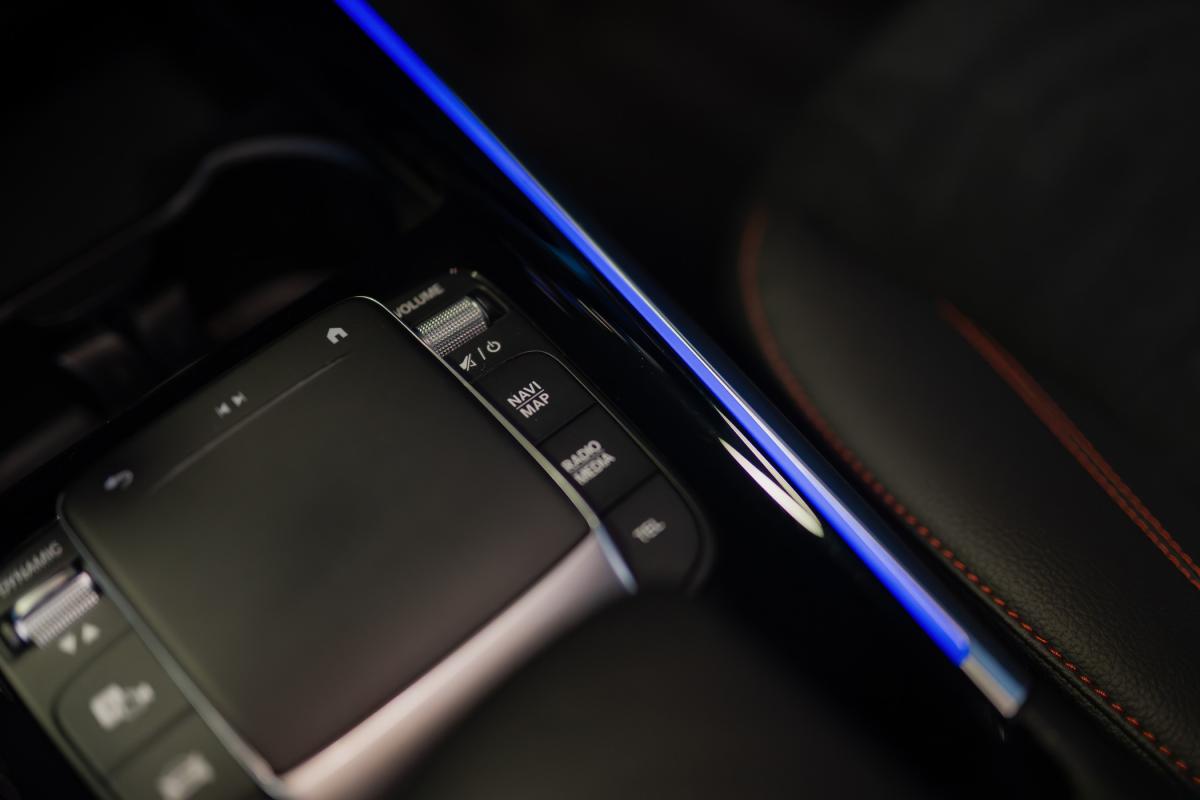 mercedes-benz-gla-2022-hibrido-a-gasolina-1332cc