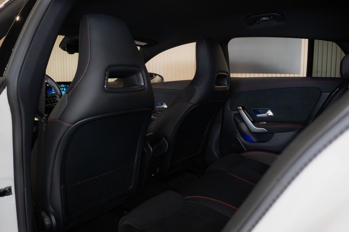 mercedes-benz-cla-2024-gasolina-1332cc