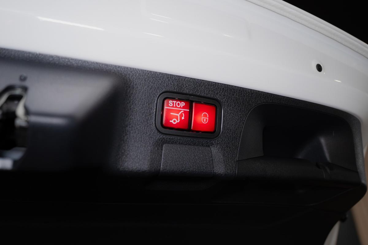 mercedes-benz-cla-2024-gasolina-1332cc
