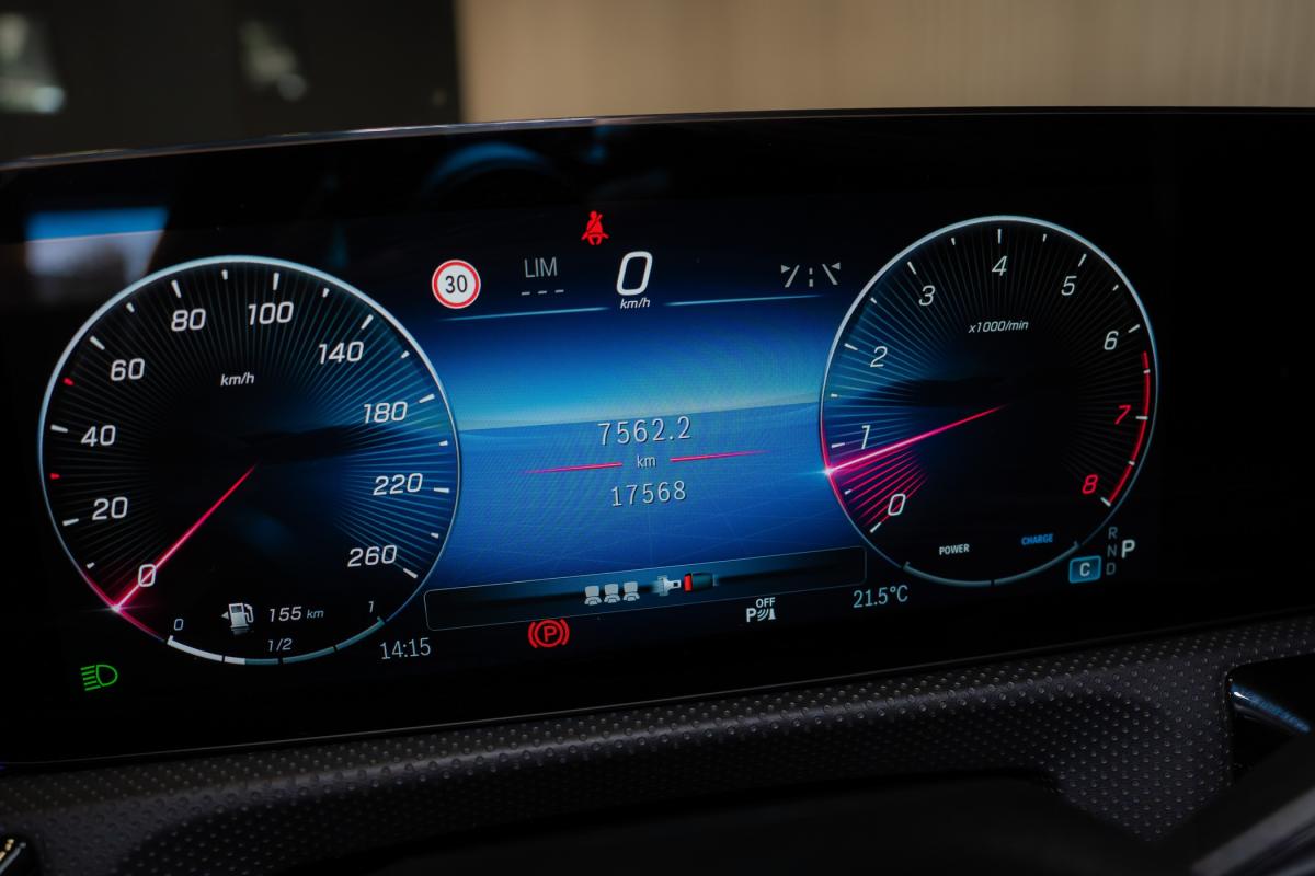 mercedes-benz-cla-2024-gasolina-1332cc