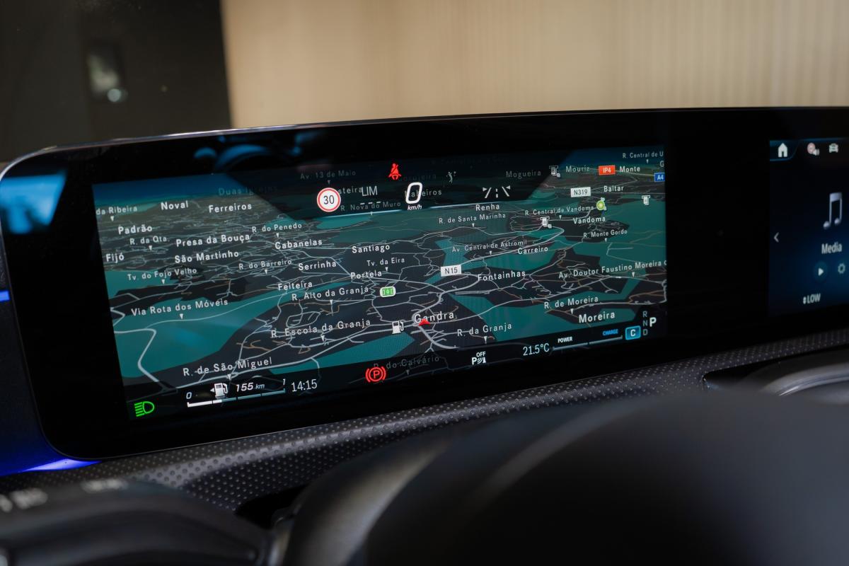mercedes-benz-cla-2024-gasolina-1332cc