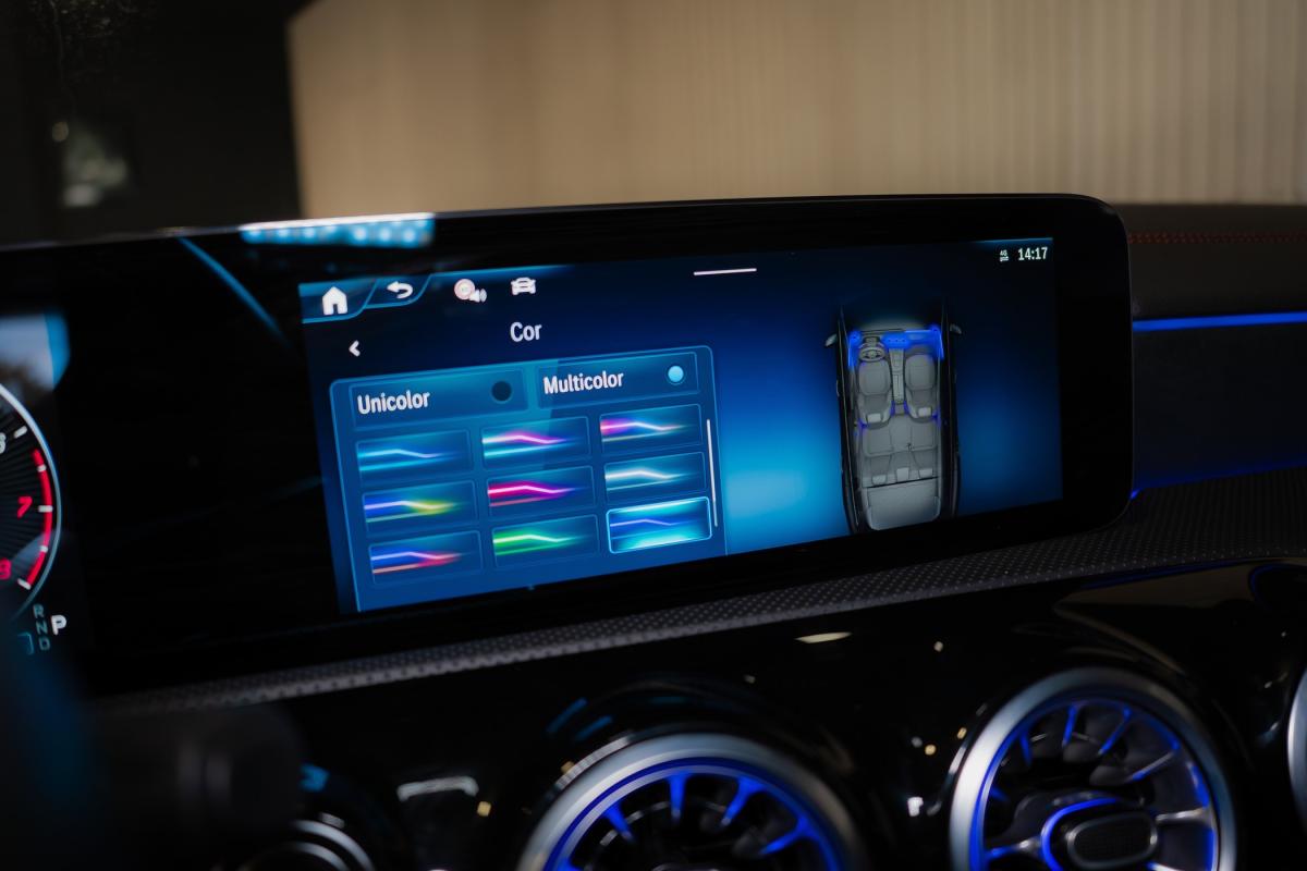 mercedes-benz-cla-2024-gasolina-1332cc
