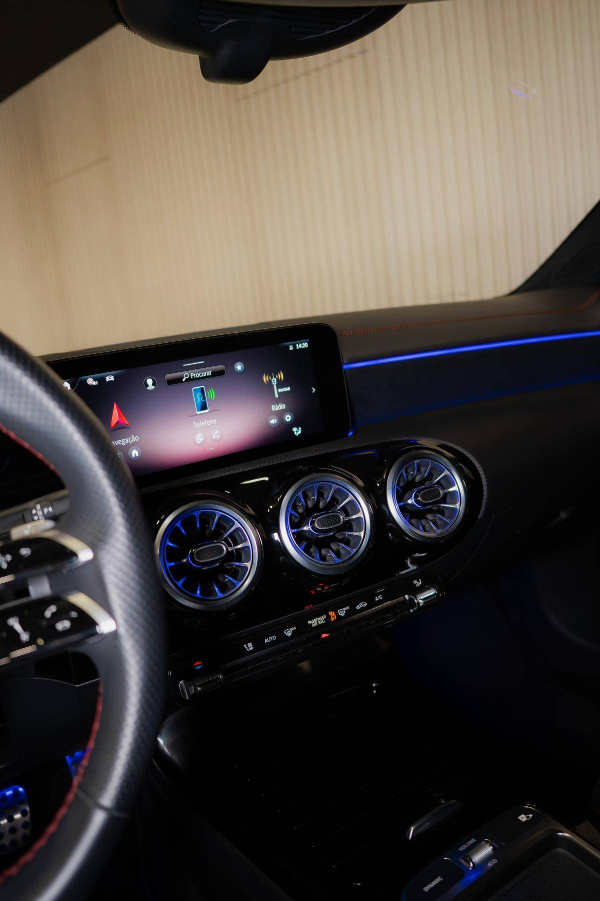 mercedes-benz-cla-2024-gasolina-1332cc