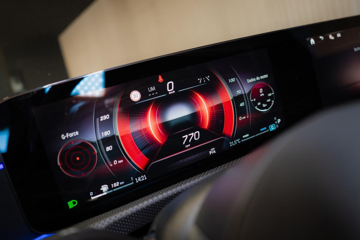 mercedes-benz-cla-2024-gasolina-1332cc