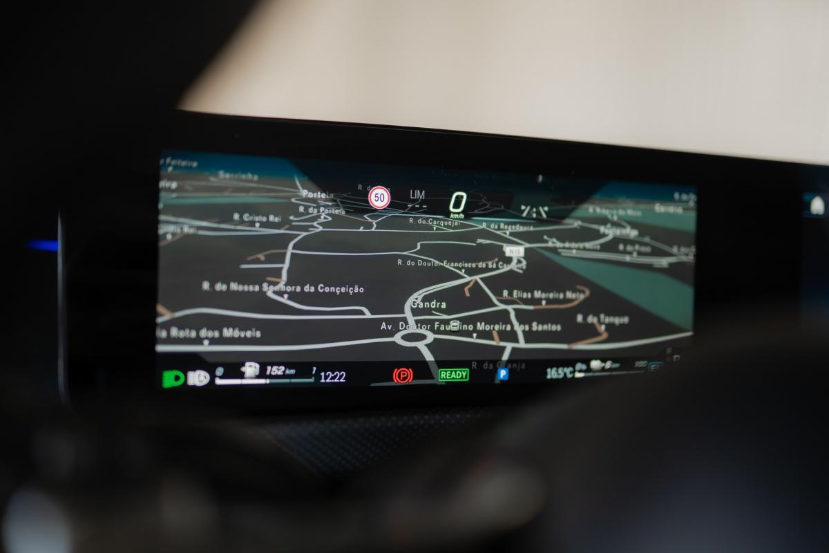 mercedes-benz-classe-a-2023-hibrido-a-gasolina-1332cc