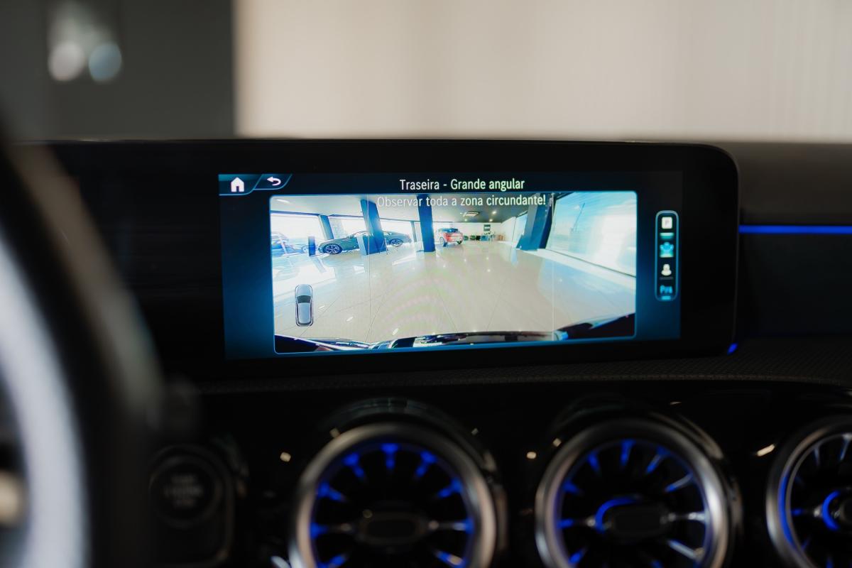 mercedes-benz-classe-a-2023-hibrido-a-gasolina-1332cc