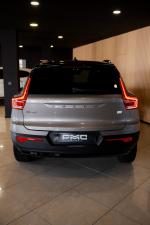 volvo-xc40-2022-hibrido-a-gasolina-1477cc
