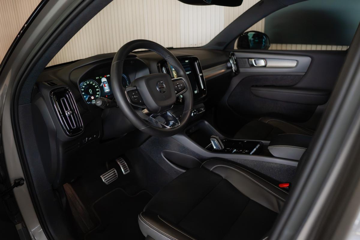 volvo-xc40-2022-hibrido-a-gasolina-1477cc