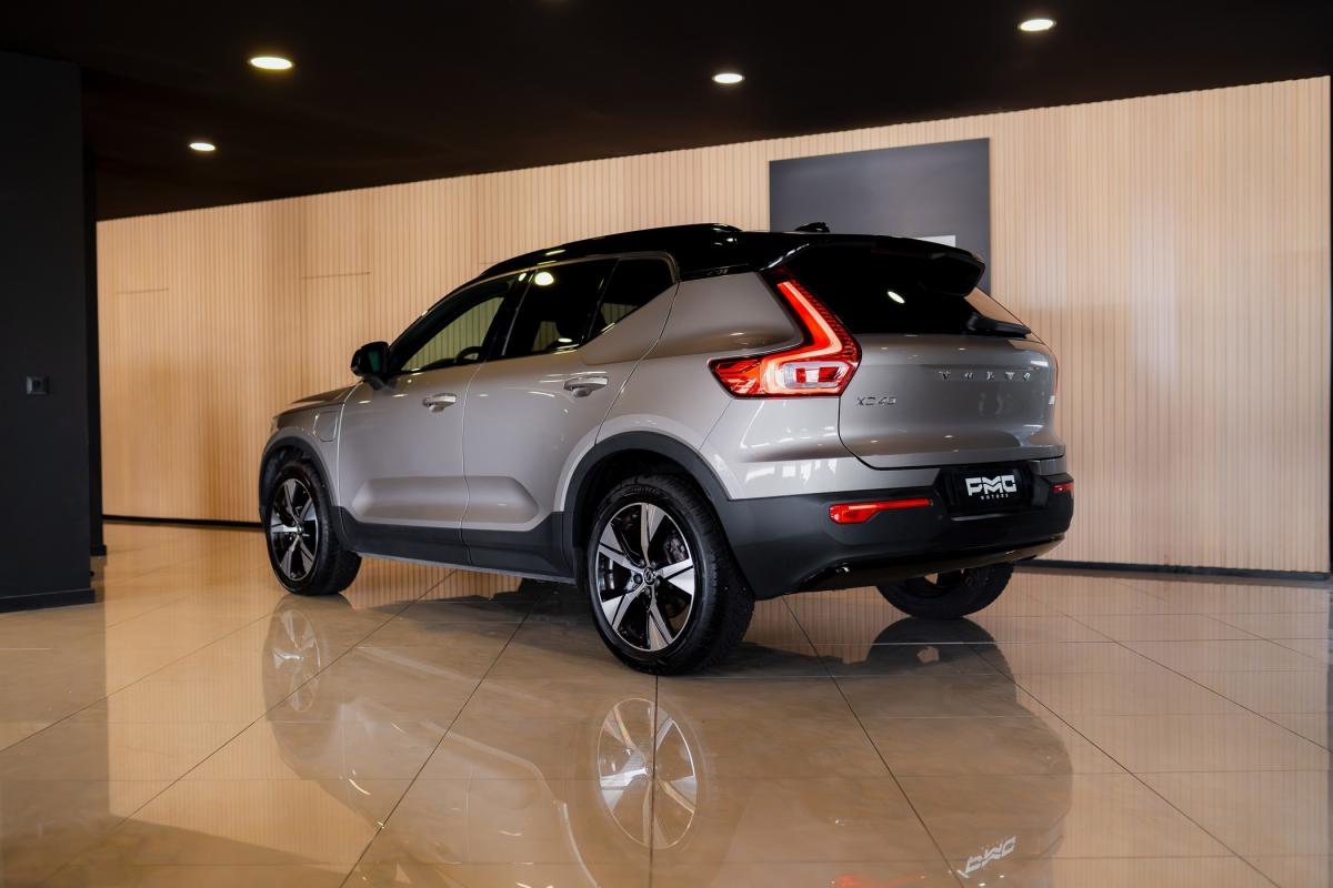 volvo-xc40-2022-hibrido-a-gasolina-1477cc
