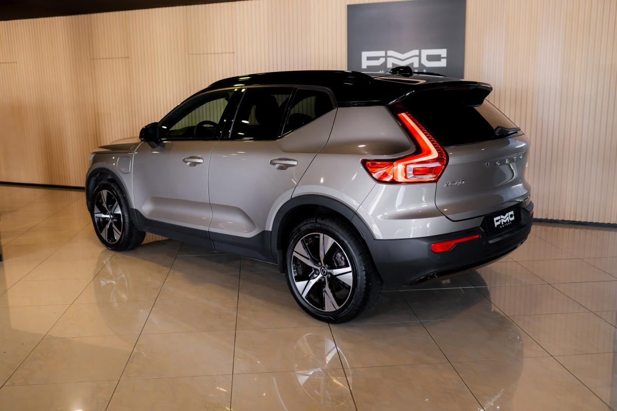volvo-xc40-2022-hibrido-a-gasolina-1477cc