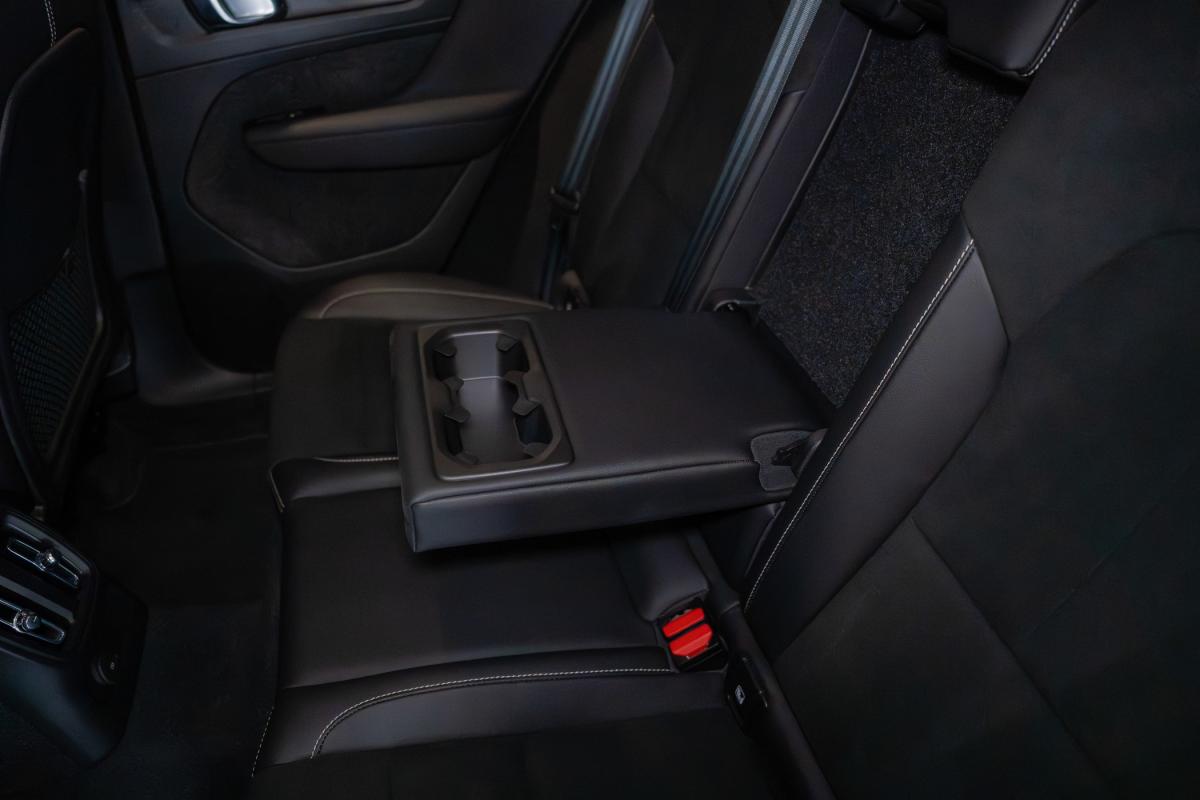 volvo-xc40-2022-hibrido-a-gasolina-1477cc