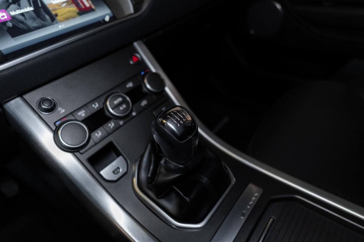 land-rover-range-rover-evoque-2016-diesel-1999cc