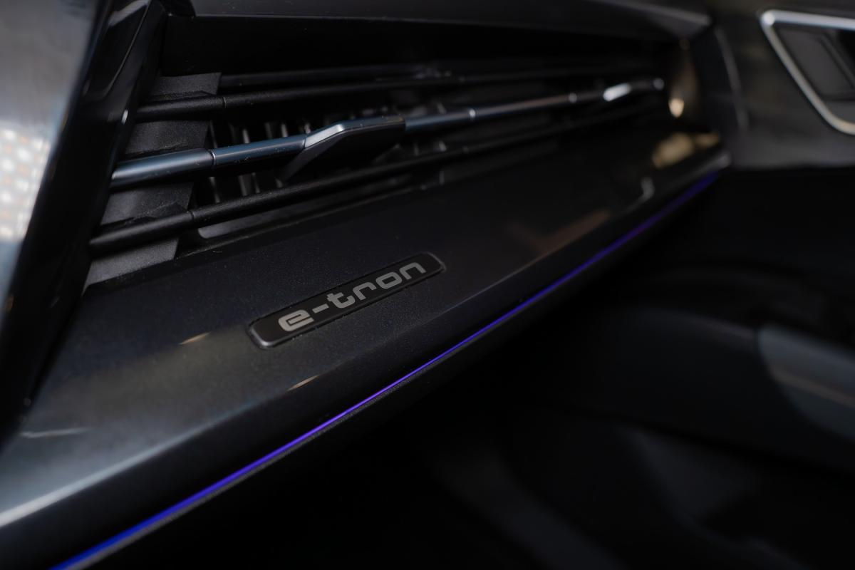 audi-q4-e-tron-2021-eletrico-500cc