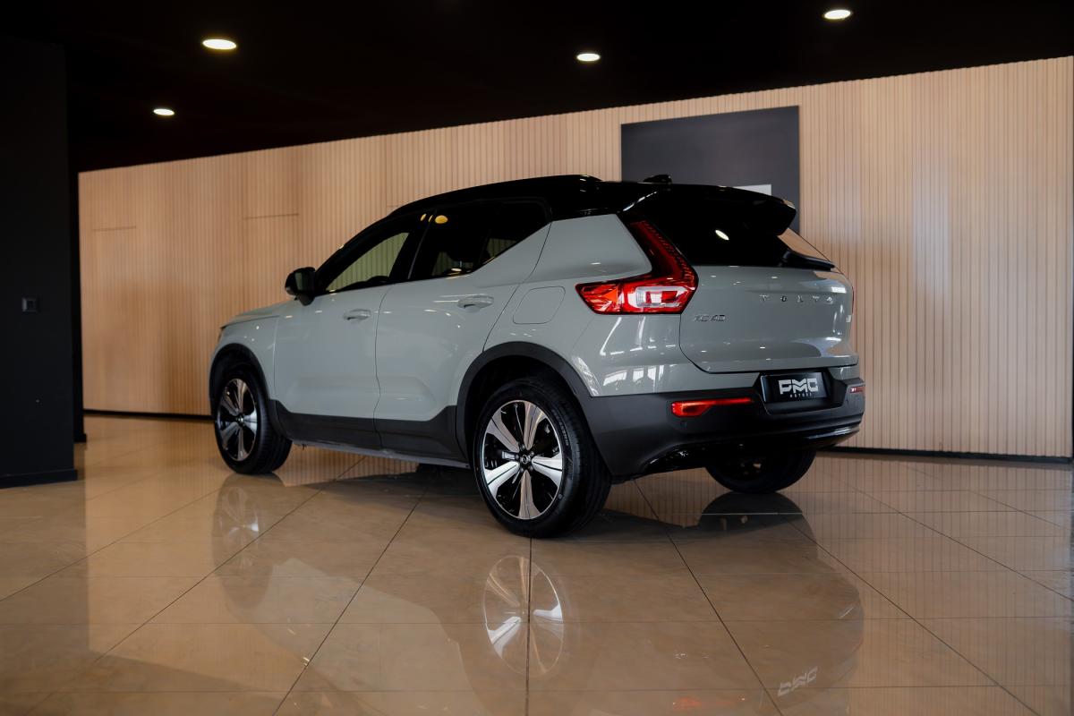 volvo-xc40-2023-eletrico-500cc