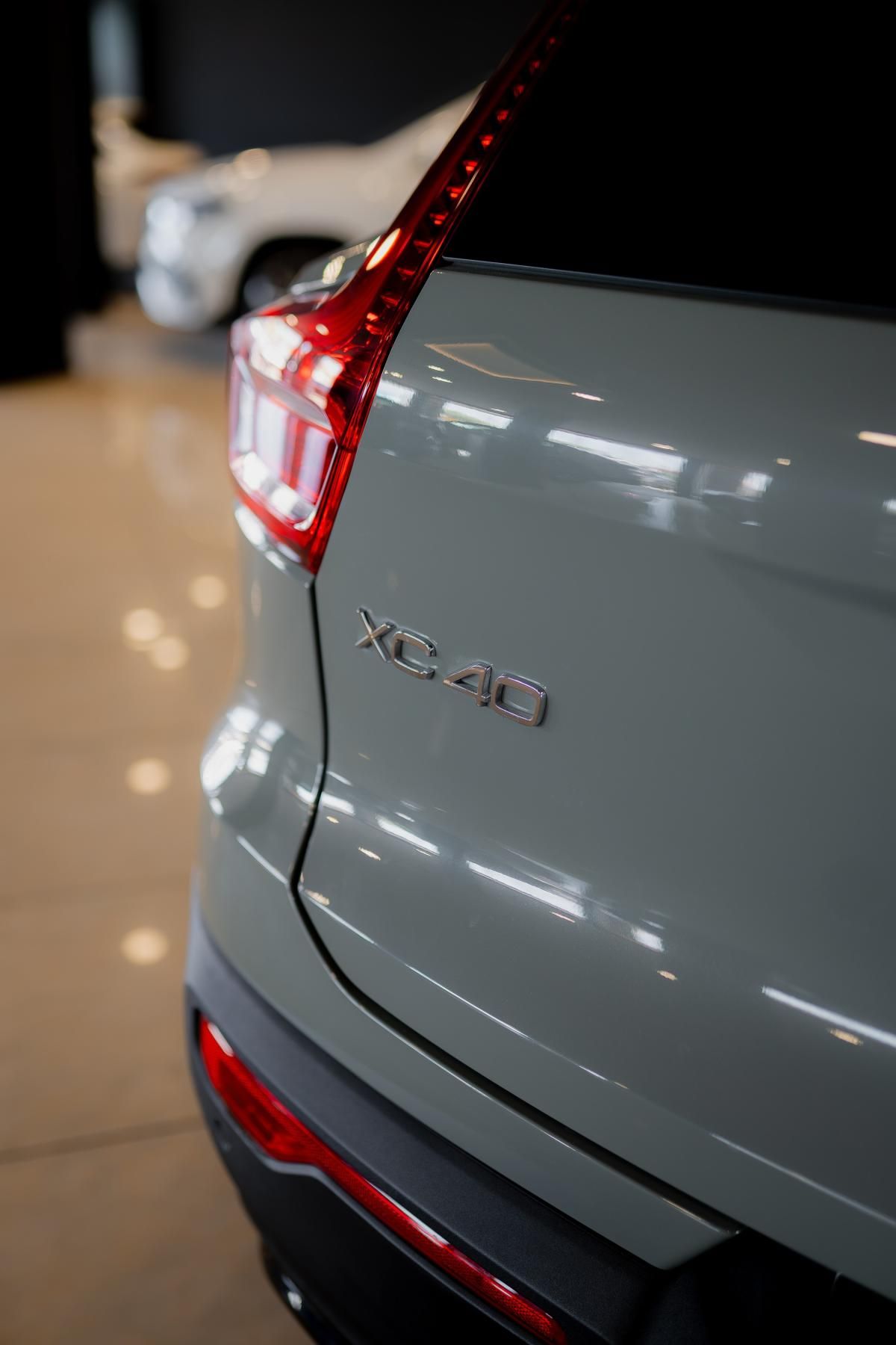 volvo-xc40-2023-eletrico-500cc