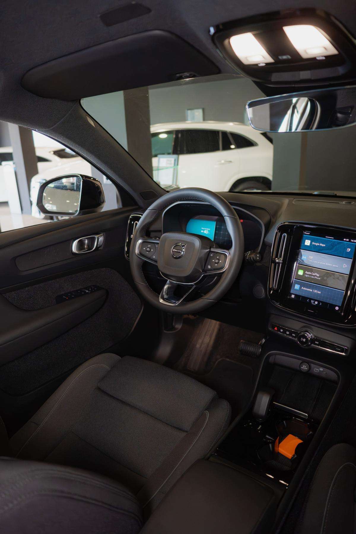 volvo-xc40-2023-eletrico-500cc