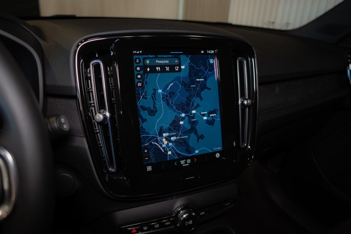 volvo-xc40-2023-eletrico-500cc