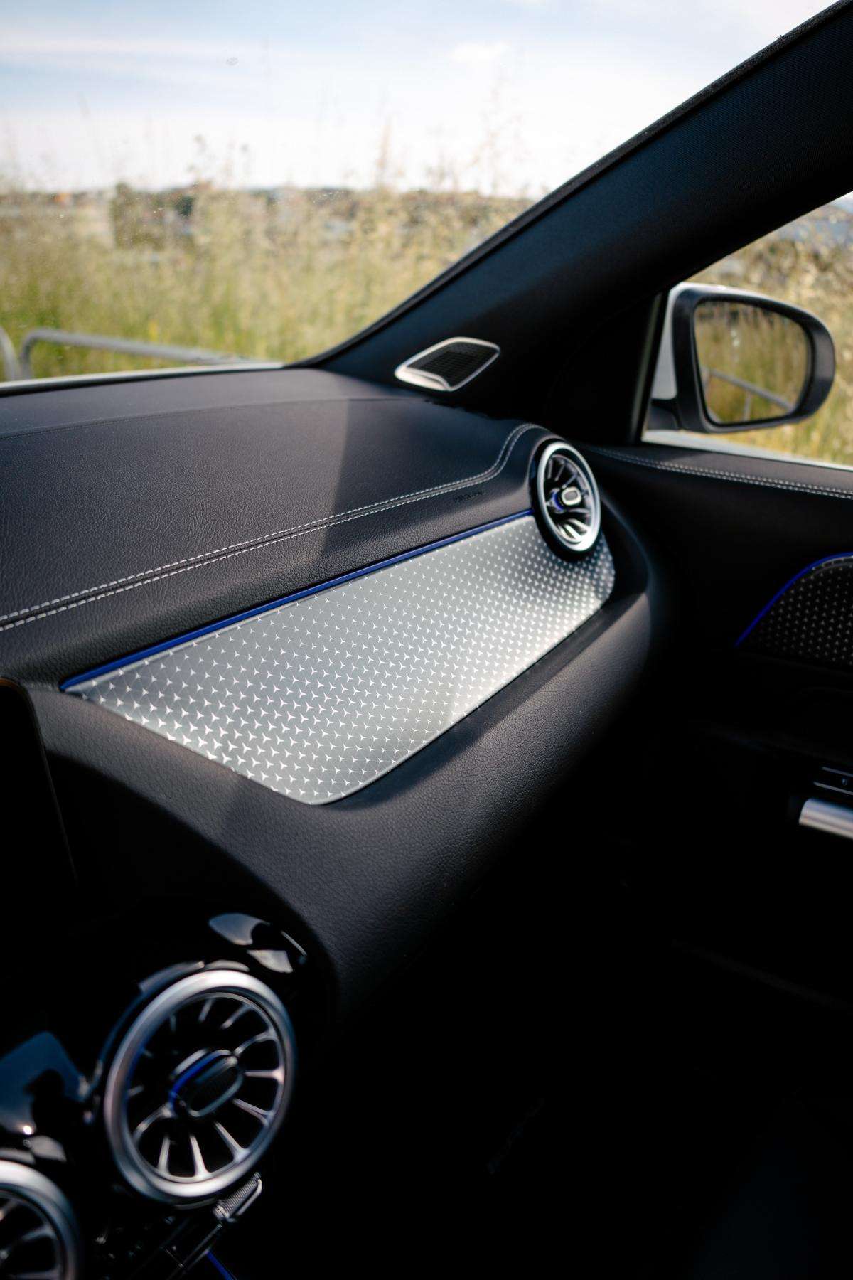 mercedes-benz-eqa-2024-eletrico-500cc