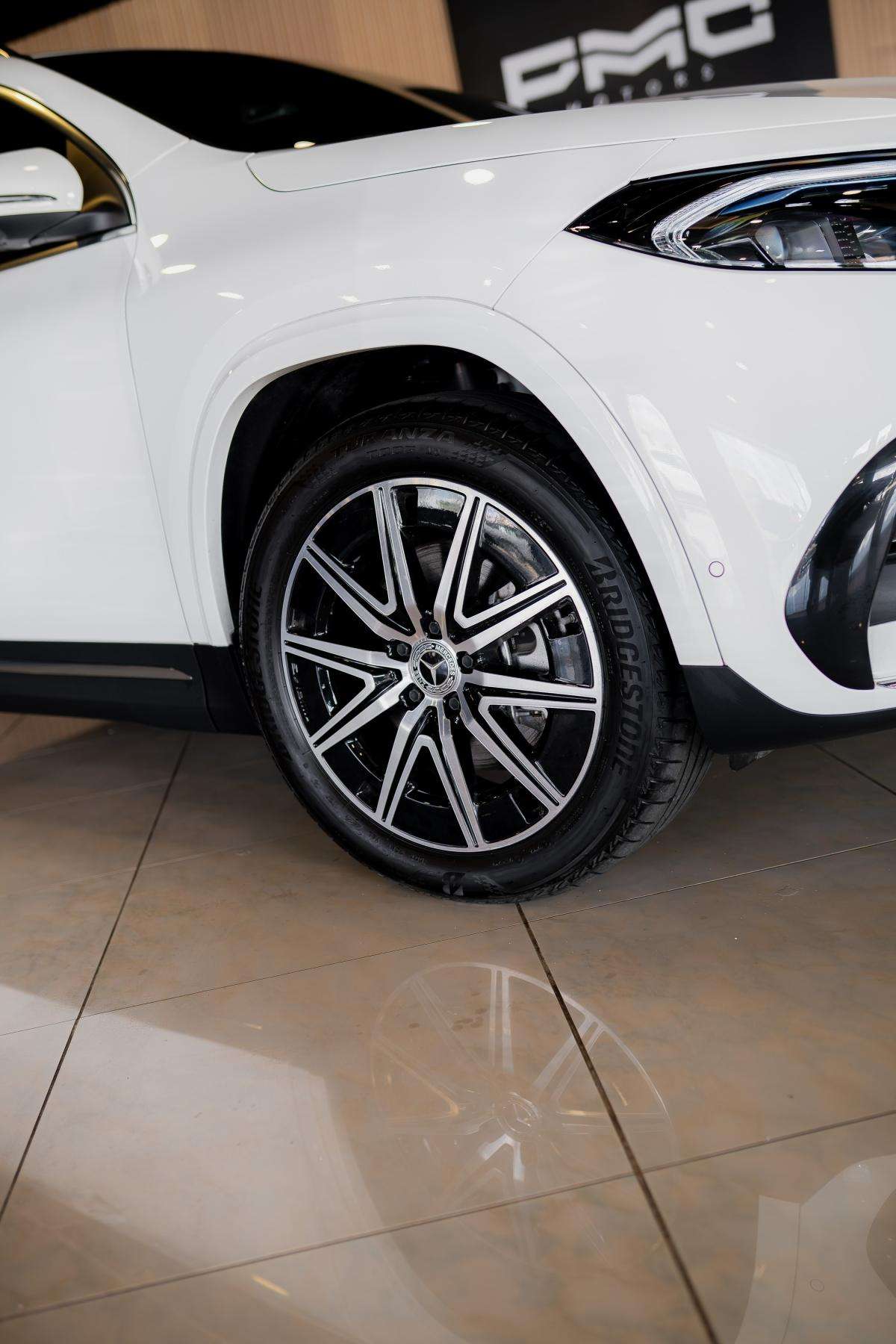 mercedes-benz-eqa-2024-eletrico-500cc