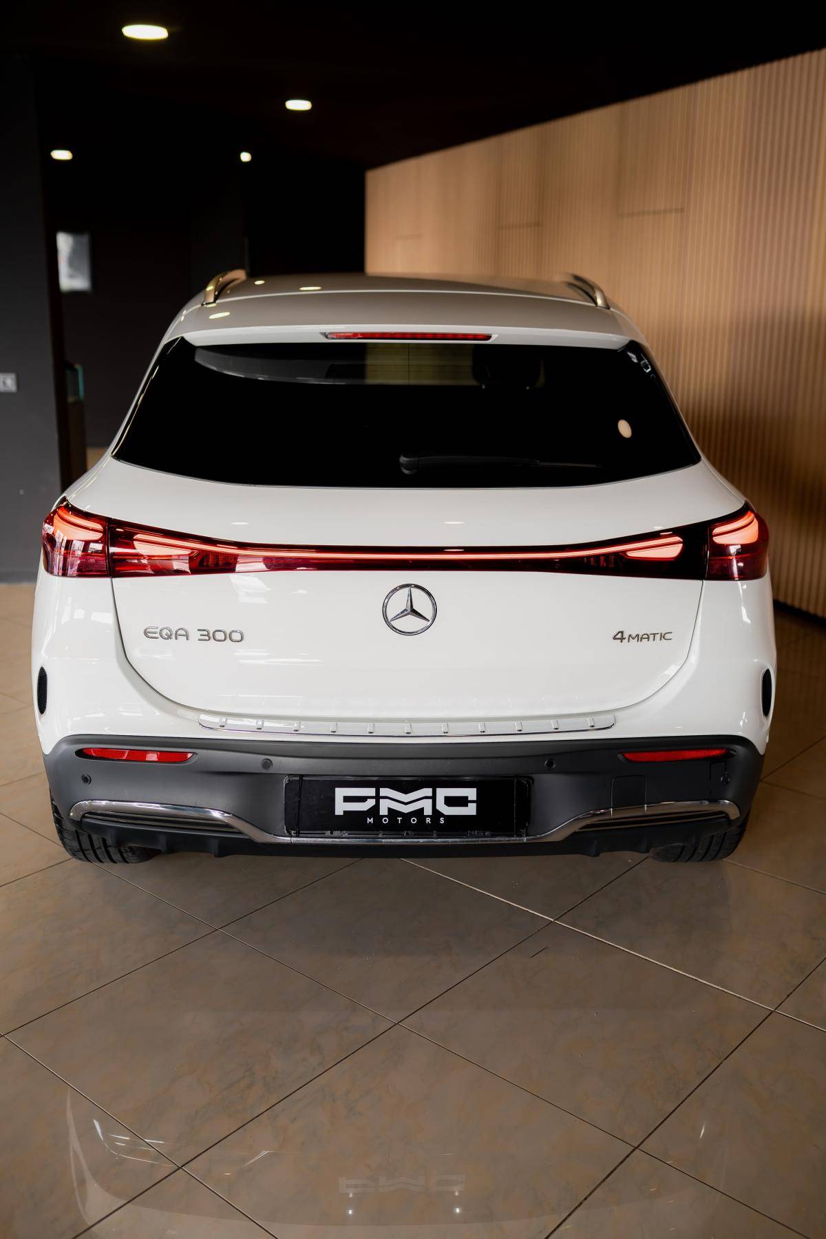 mercedes-benz-eqa-2024-eletrico-500cc