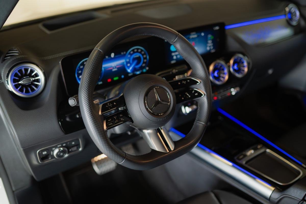 mercedes-benz-eqa-2024-eletrico-500cc