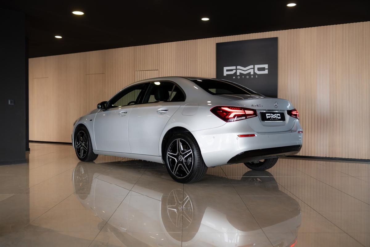mercedes-benz-classe-a-2021-hibrido-a-gasolina-1332cc