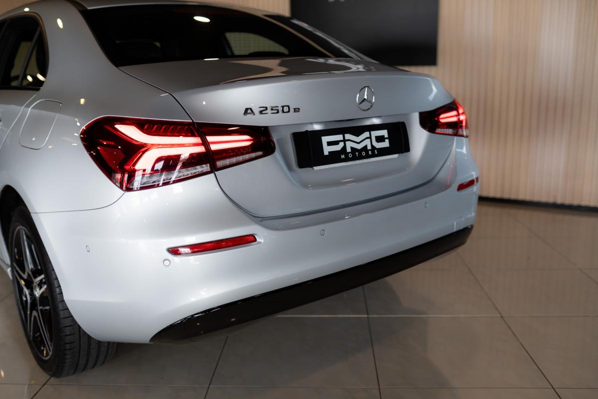mercedes-benz-classe-a-2021-hibrido-a-gasolina-1332cc