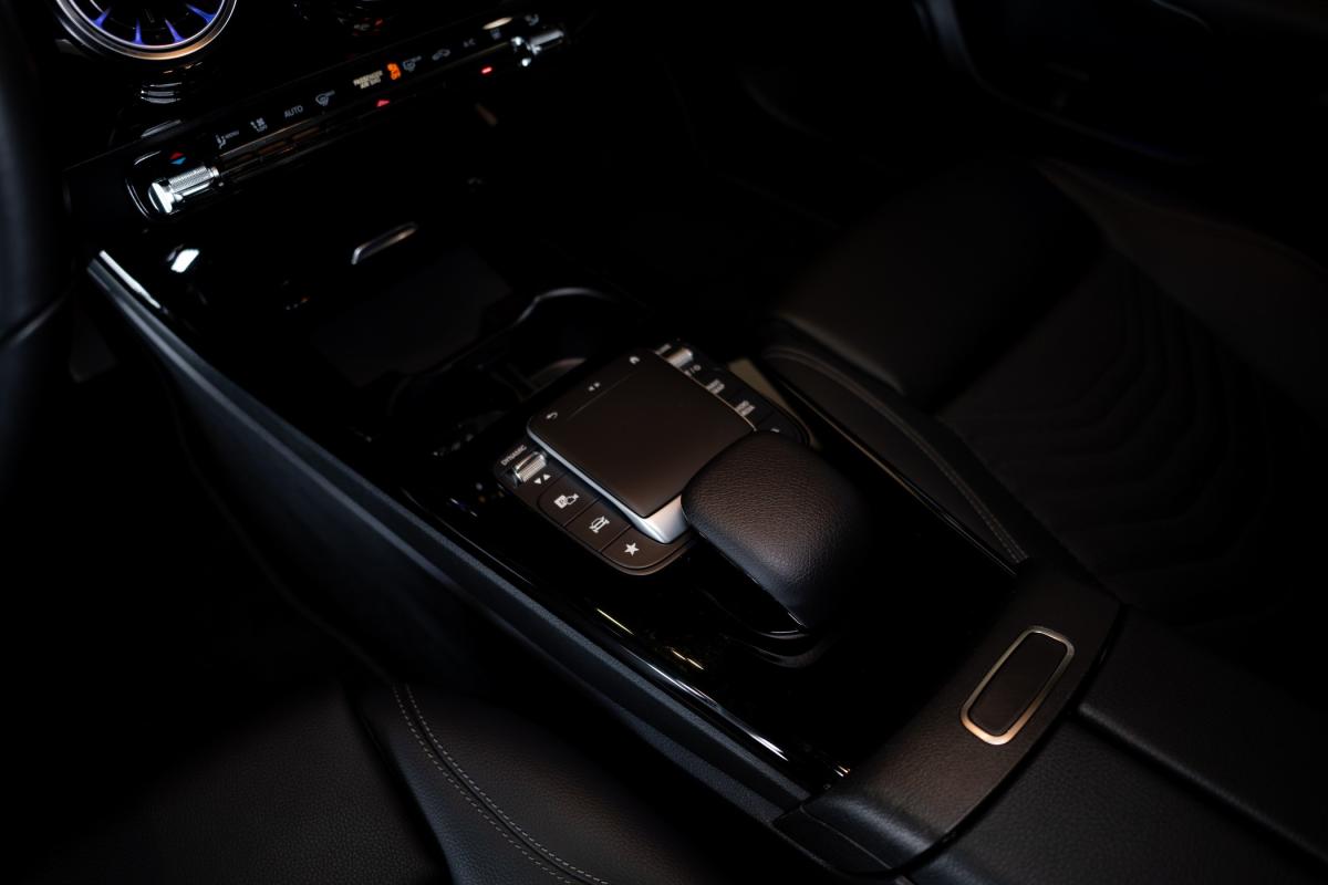 mercedes-benz-classe-a-2021-hibrido-a-gasolina-1332cc