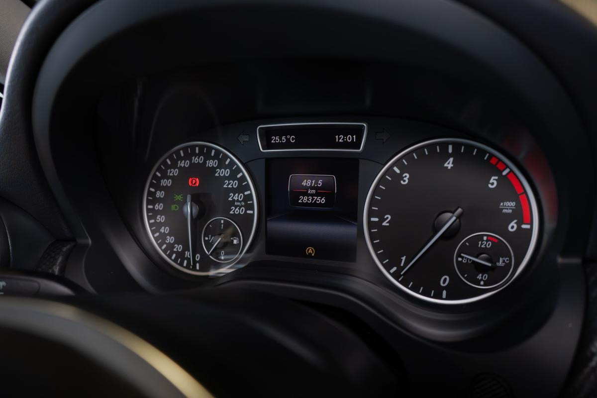 mercedes-benz-gla-2015-diesel-1461cc