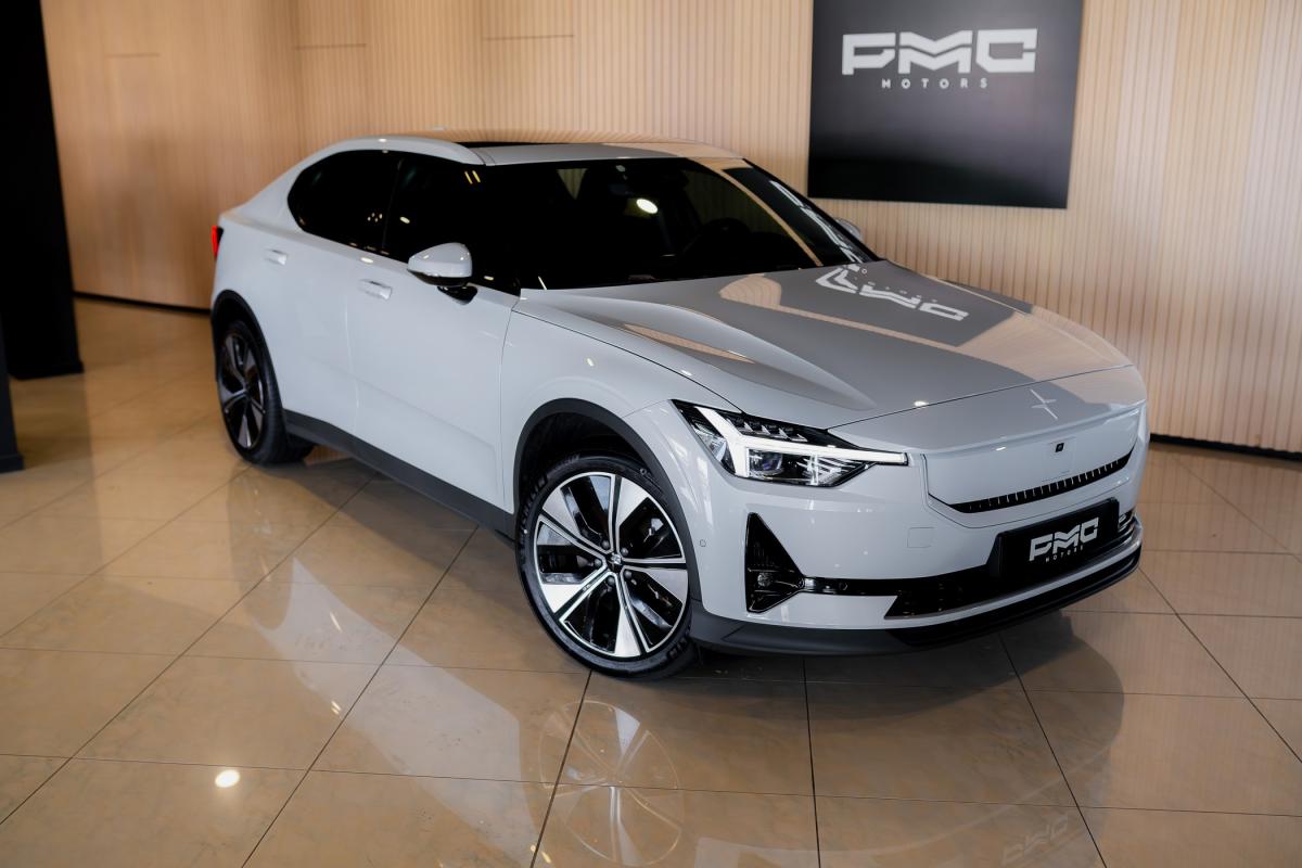 polestar-2-2024-eletrico-500cc