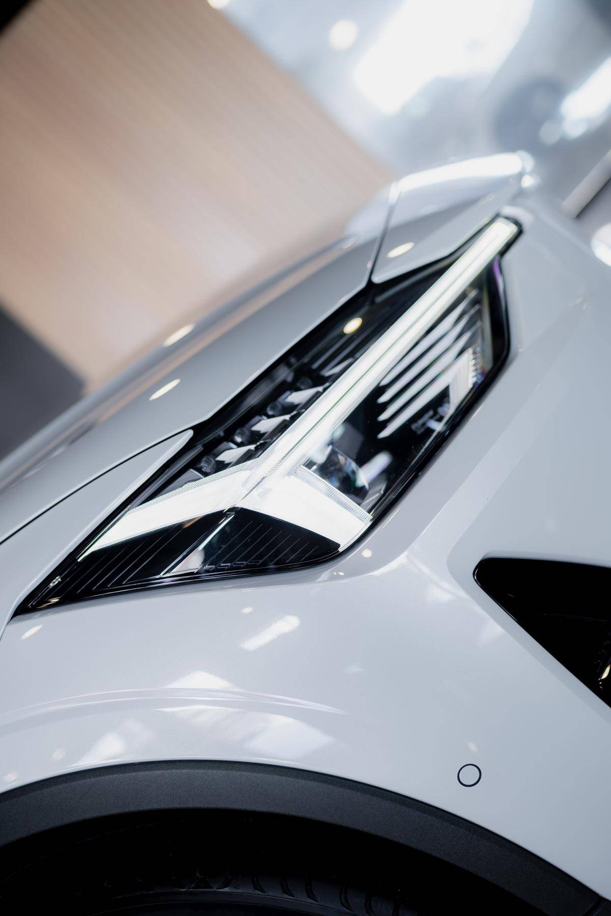 polestar-2-2024-eletrico-500cc