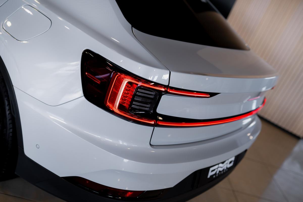 polestar-2-2024-eletrico-500cc