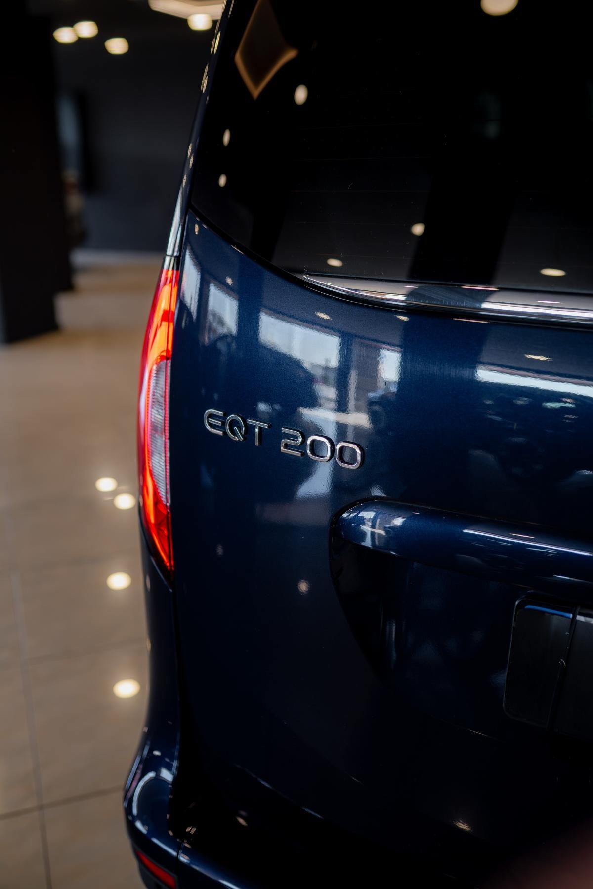 mercedes-benz-eqt-2024-eletrico-500cc