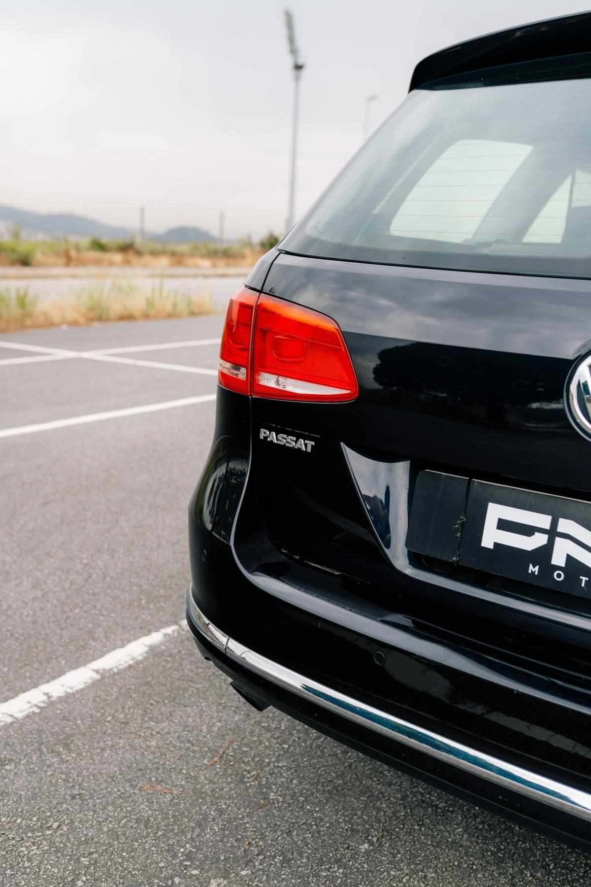 volkswagen-passat-2011-diesel-1598cc