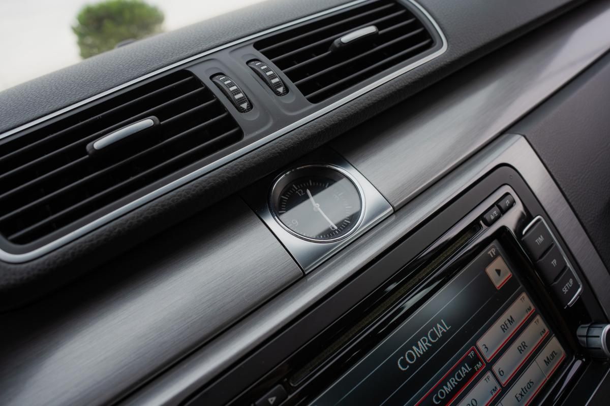 volkswagen-passat-2011-diesel-1598cc