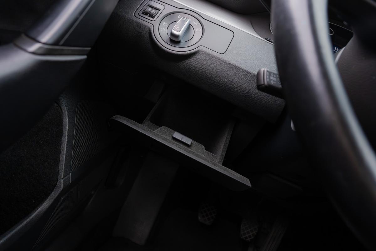 volkswagen-passat-2011-diesel-1598cc