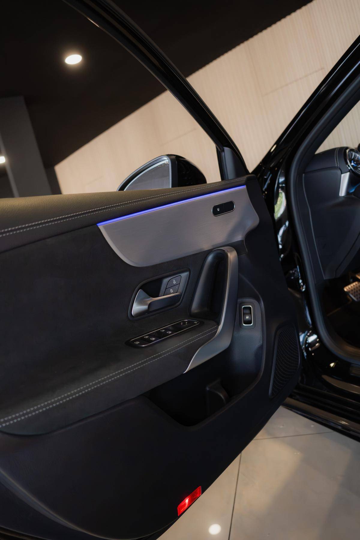mercedes-benz-classe-a-2021-hibrido-a-gasolina-1332cc