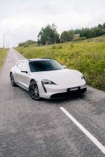 porsche-taycan-2023-eletrico-0cc