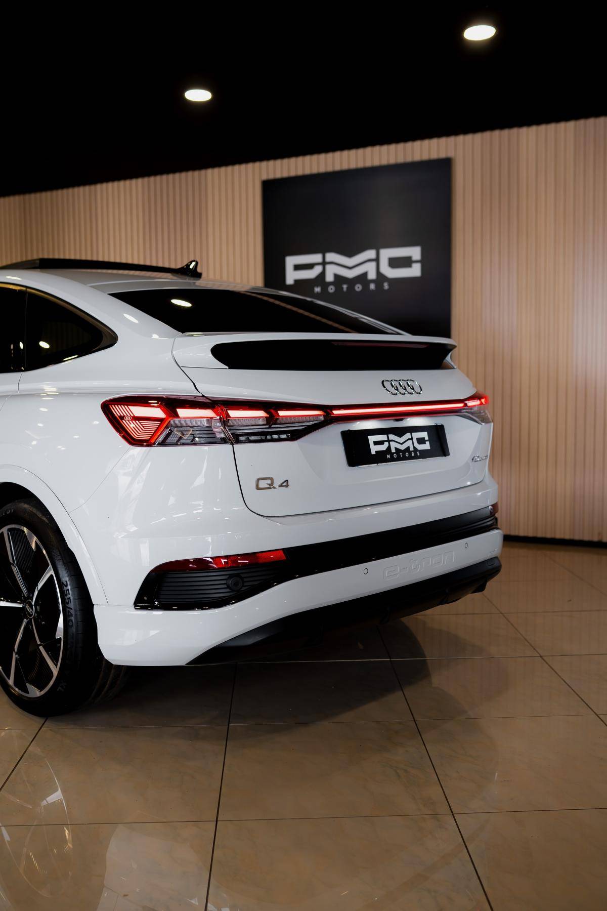 audi-q4-e-tron-2022-eletrico-500cc