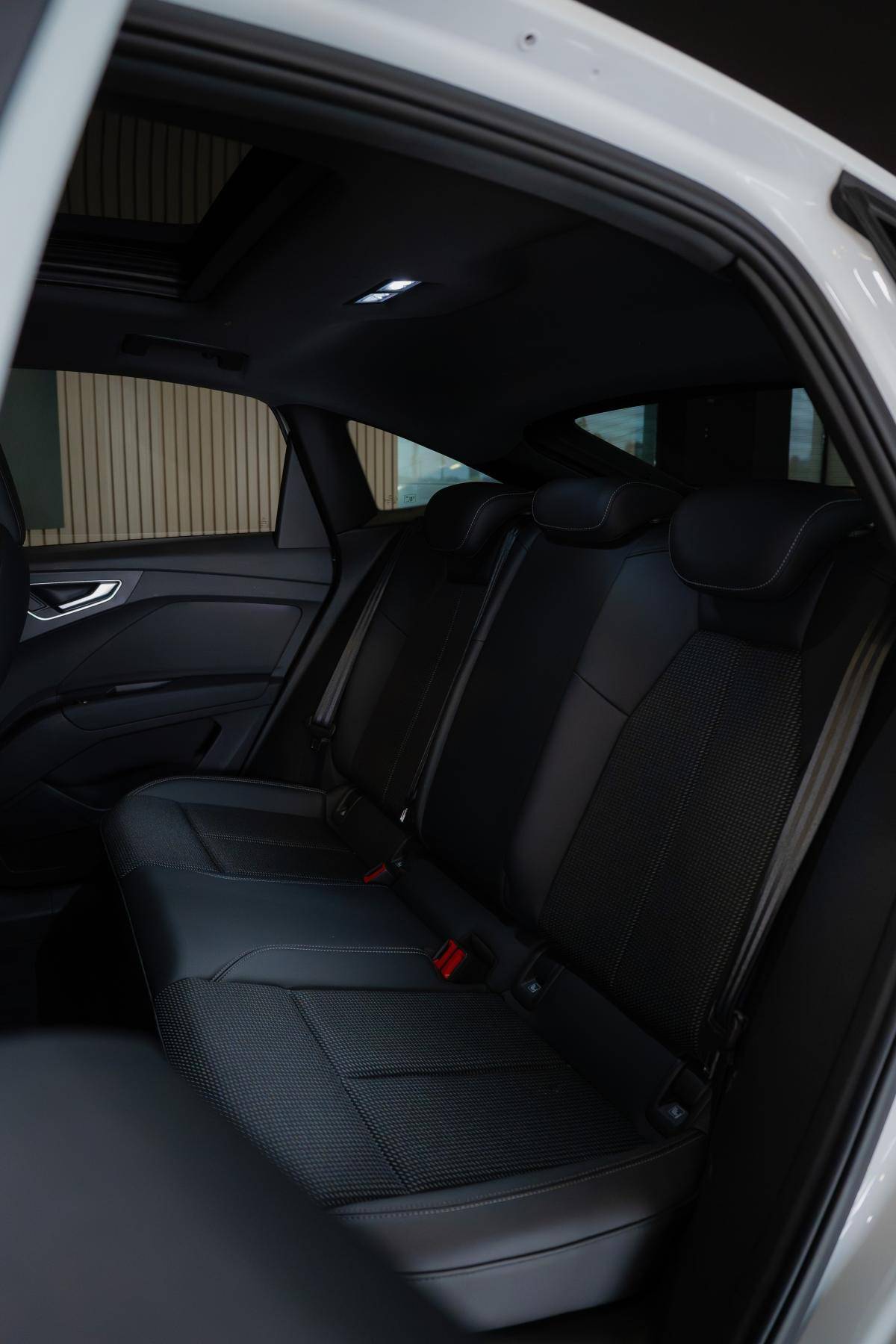 audi-q4-e-tron-2022-eletrico-500cc