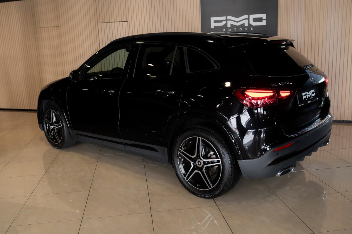mercedes-benz-gla-2023-gasolina-1332cc