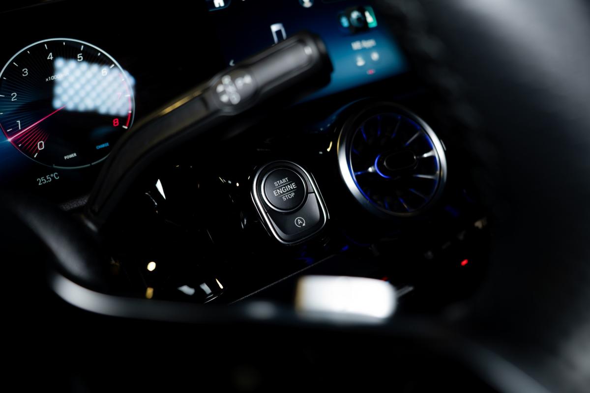 mercedes-benz-gla-2023-gasolina-1332cc