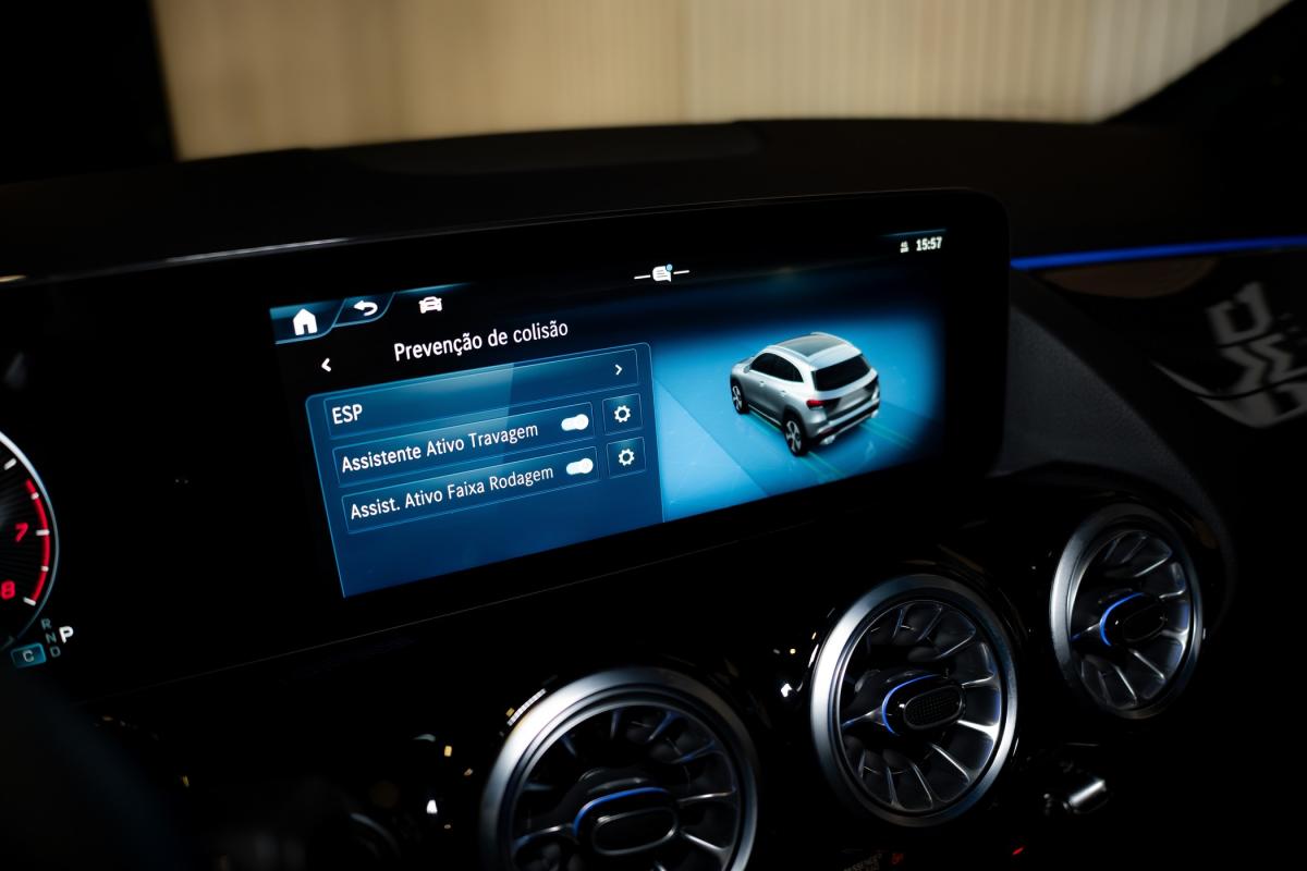 mercedes-benz-gla-2023-gasolina-1332cc