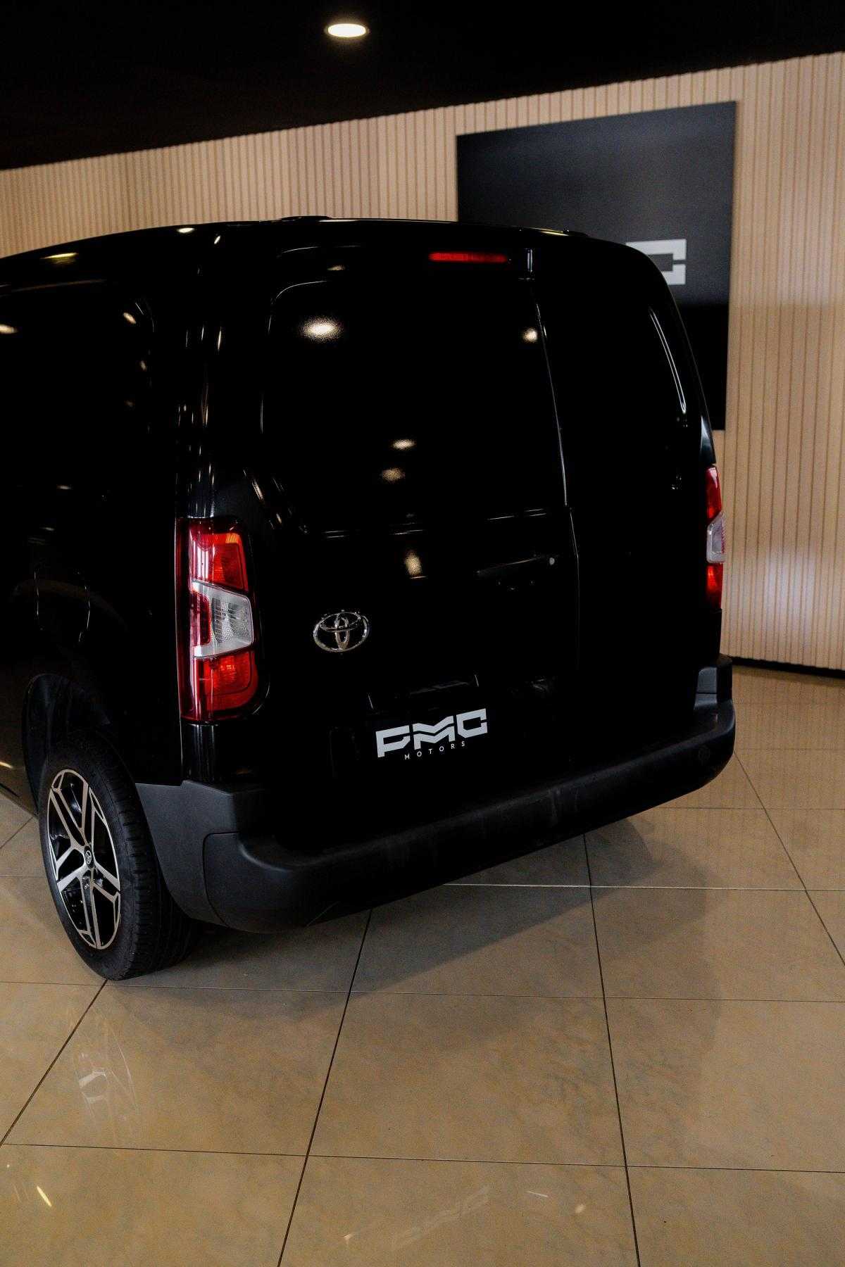 toyota-proace-2023-diesel-1499cc
