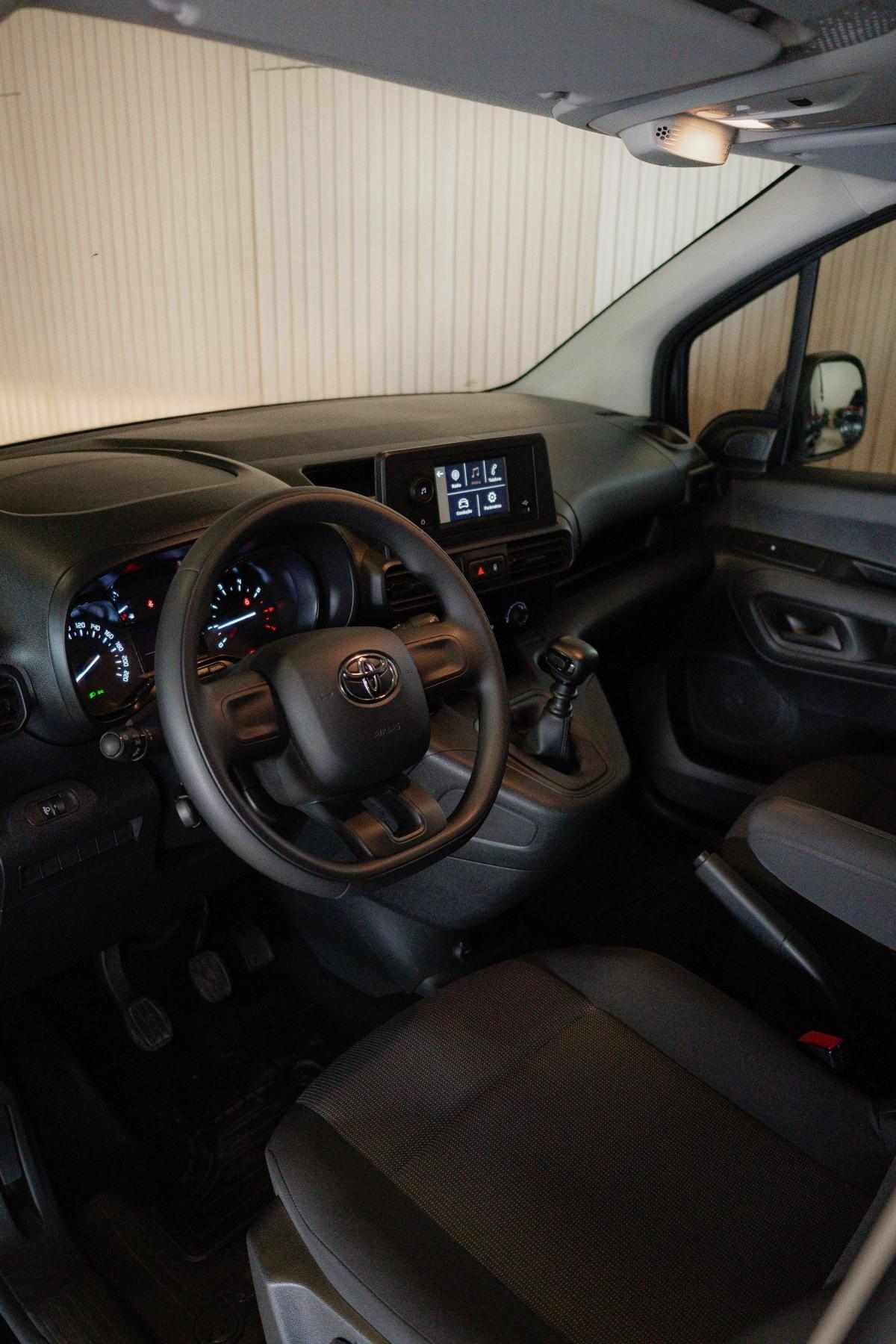 toyota-proace-2023-diesel-1499cc