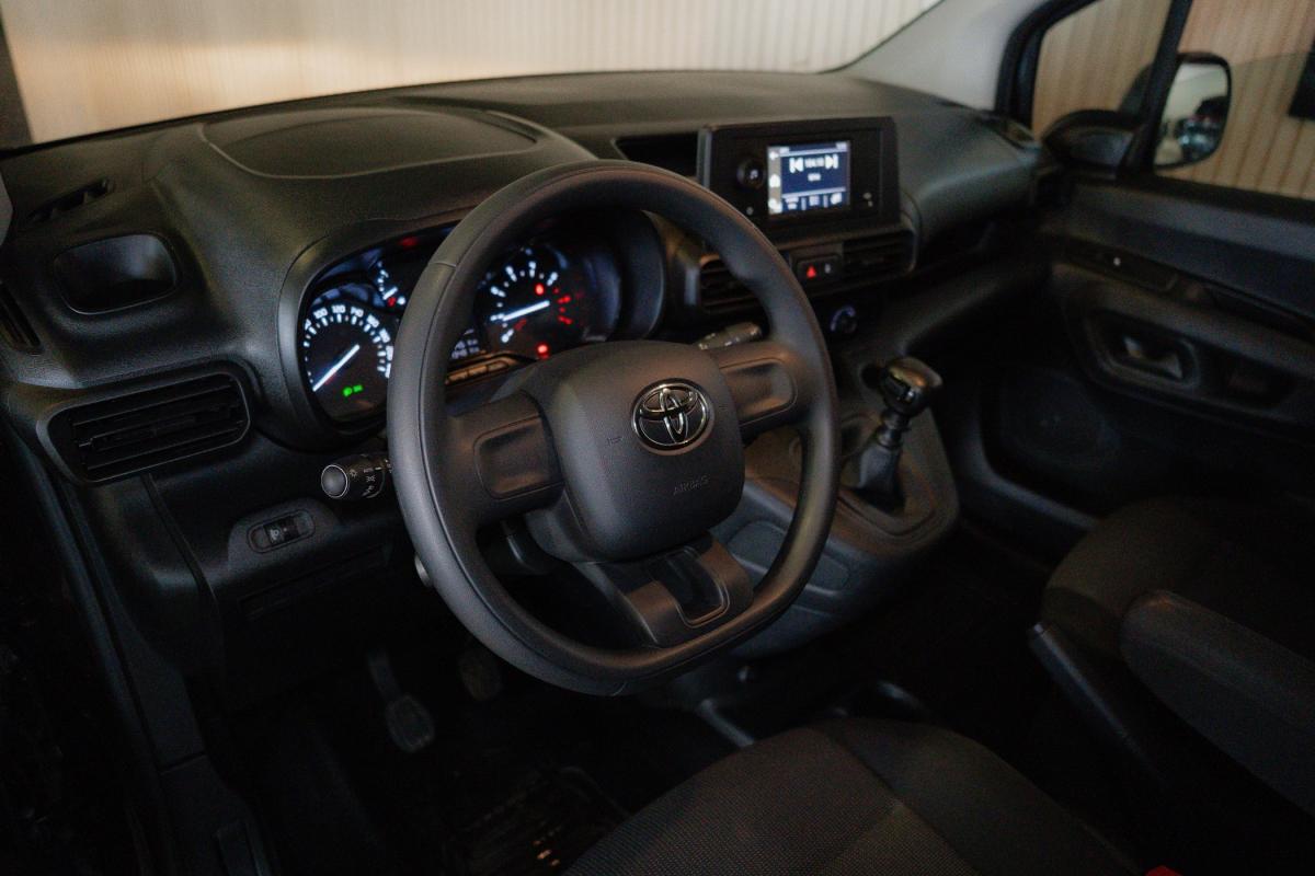 toyota-proace-2023-diesel-1499cc