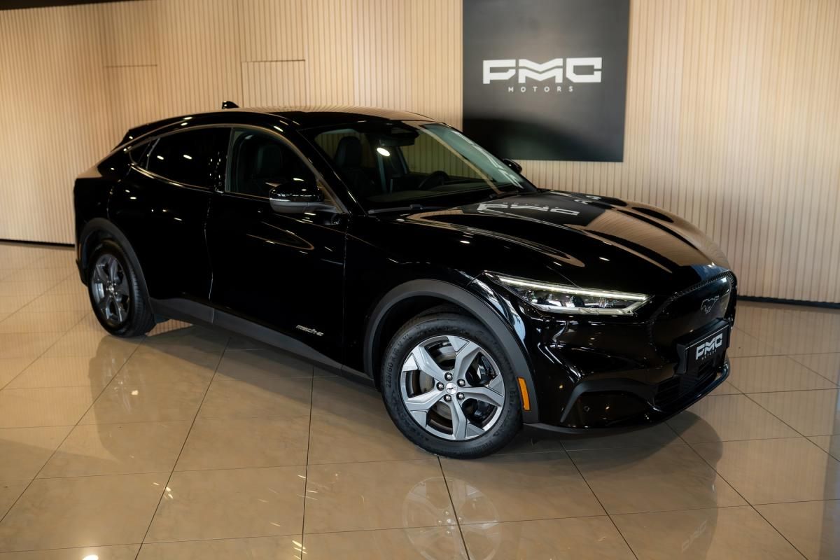 ford-mustang-2021-eletrico-500cc