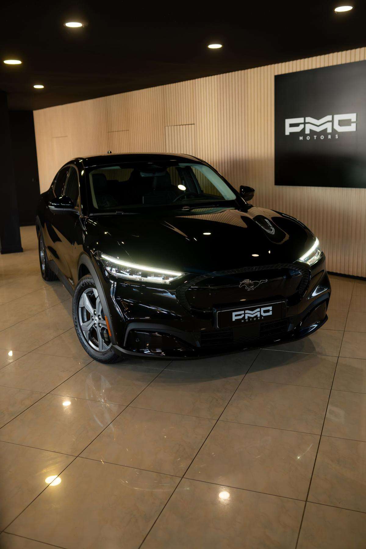 ford-mustang-2021-eletrico-500cc