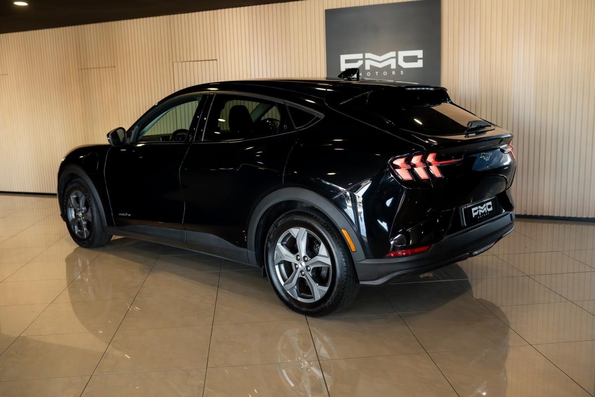 ford-mustang-2021-eletrico-500cc