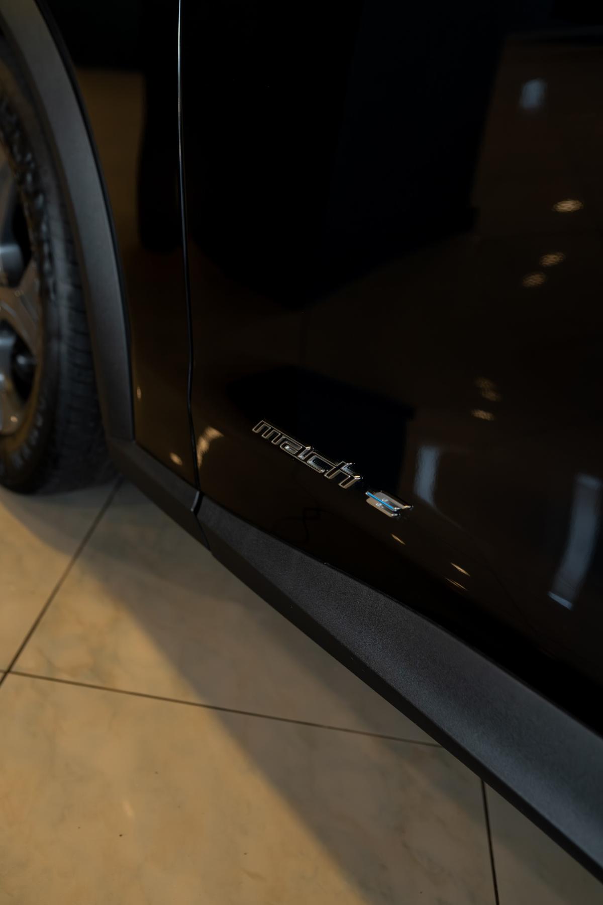 ford-mustang-2021-eletrico-500cc